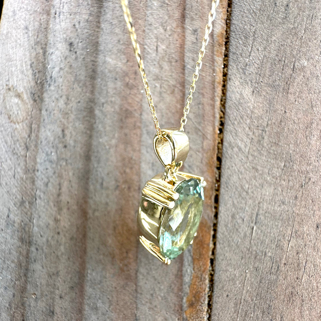 Classic Oval Cut Double Claw Green Amethyst Yellow Gold Pendant