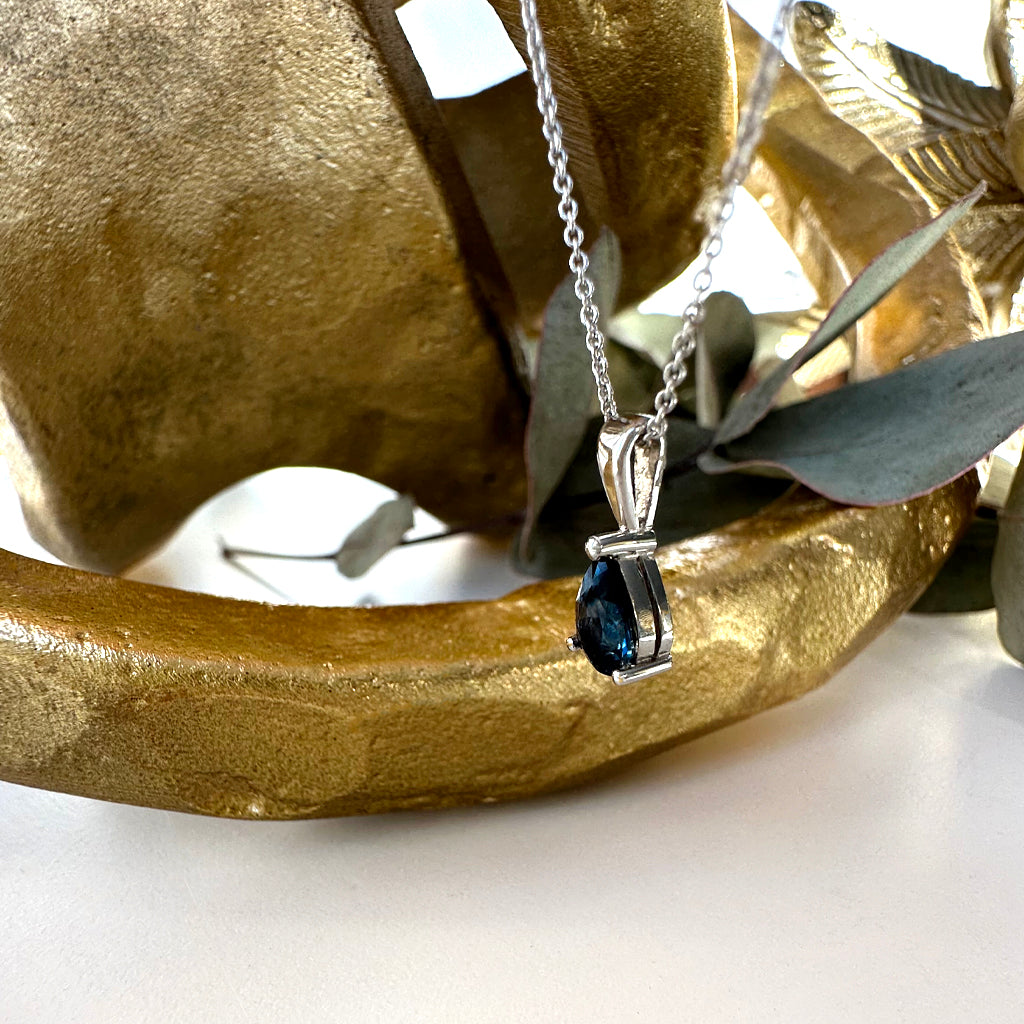 Elegant Claw Set Pear Cut Sapphire White Gold Pendant