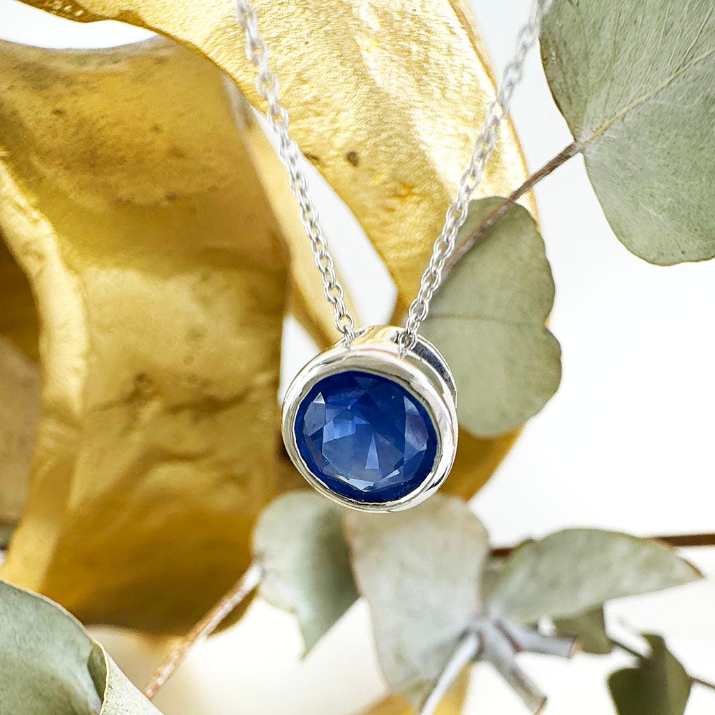 Gorgeous Bezel Set Cornflower Blue Sapphire White Gold Pendant