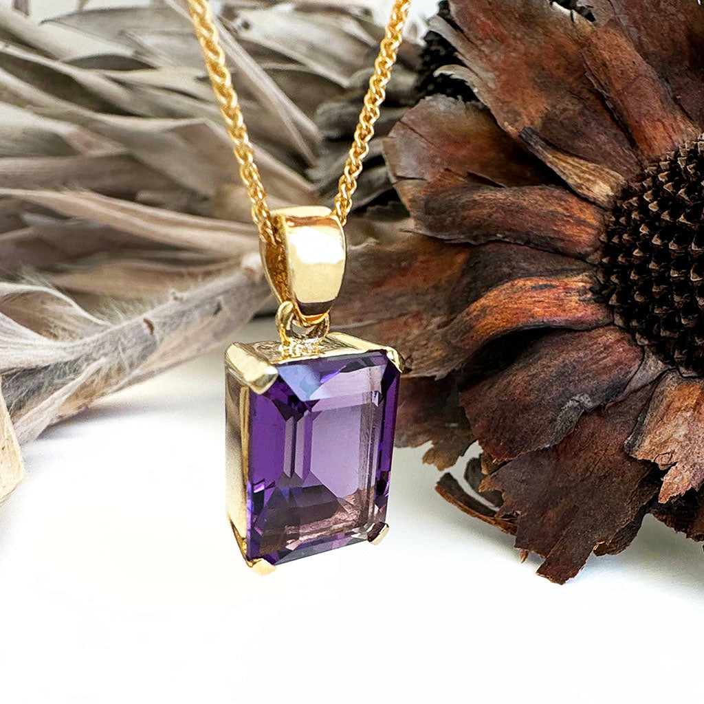 Solid Classic Emerald Cut Amethyst Yellow Gold Pendant – Afrogem