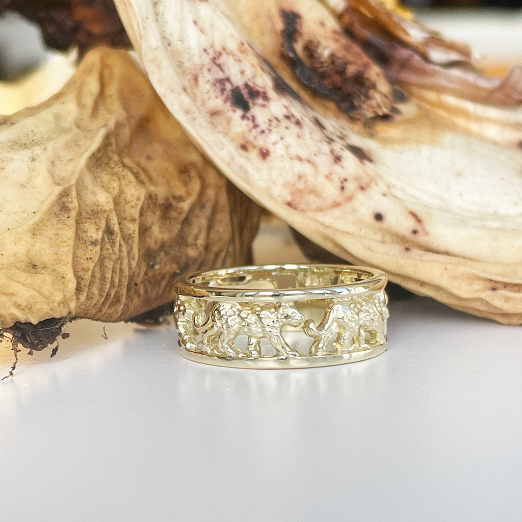 Leopard Chain Ring In Yellow Gold