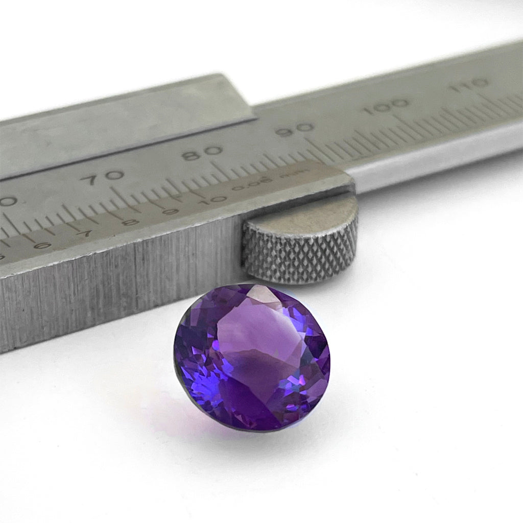 Amethyst - Purple Round Cut - 5.64ct