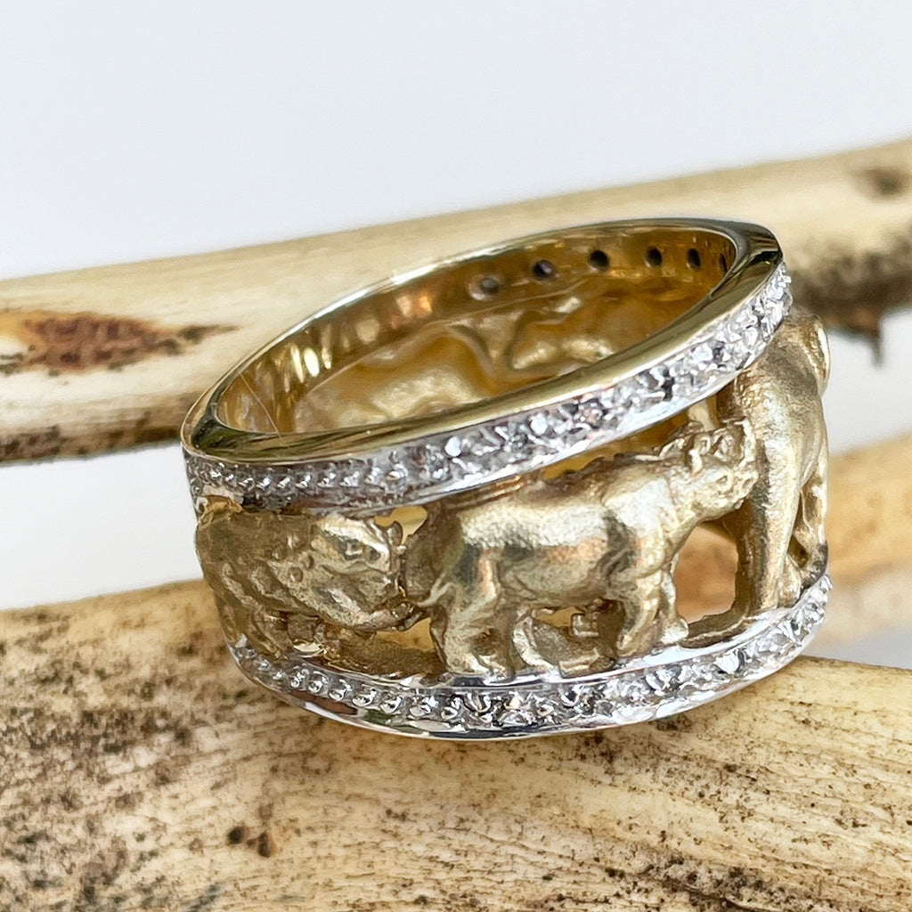 Big 5 Relief Ring with White Diamond Borders
