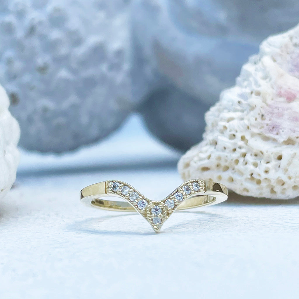 Exotic Nine Diamond Yellow Gold Crown Ring – Afrogem Jewellers