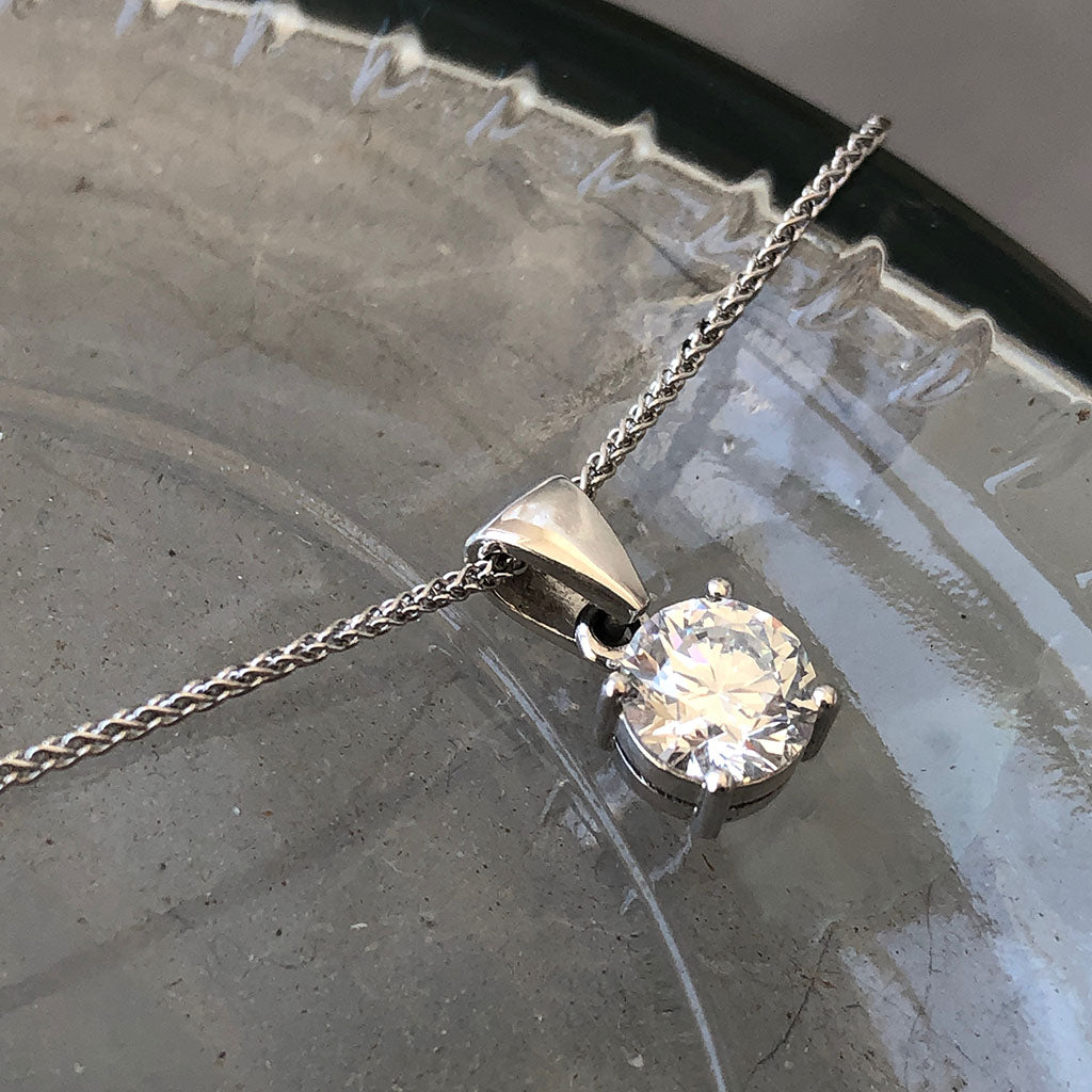 Handcrafted Four Claw Solitaire Round Cut Diamond Pendant