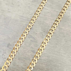 Opulent Yellow Gold Curb Chain