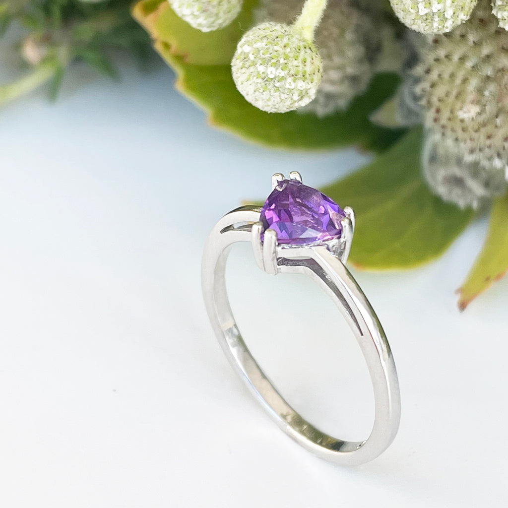 Silver Solitaire Amethyst Trilliant Cut Ring