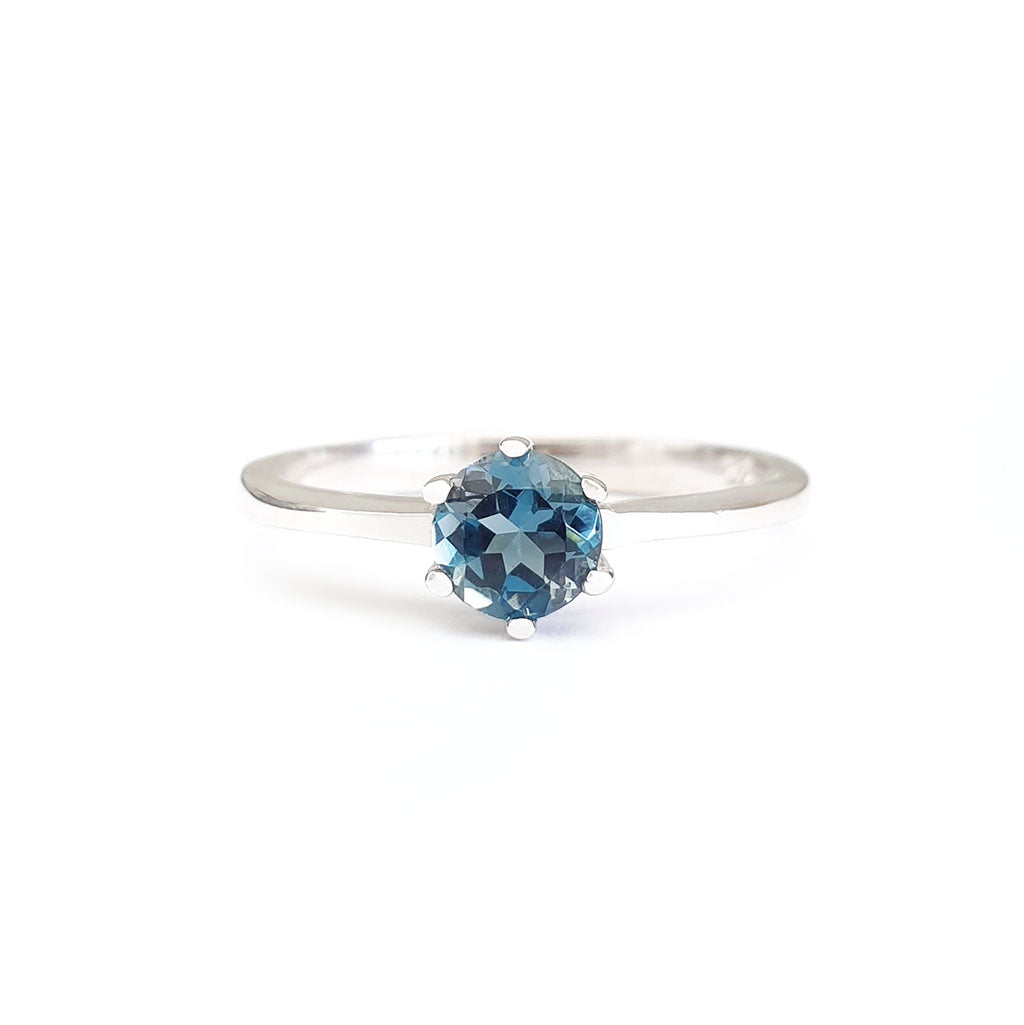 Silver Solitaire Six Claw London Blue Topaz Ring
