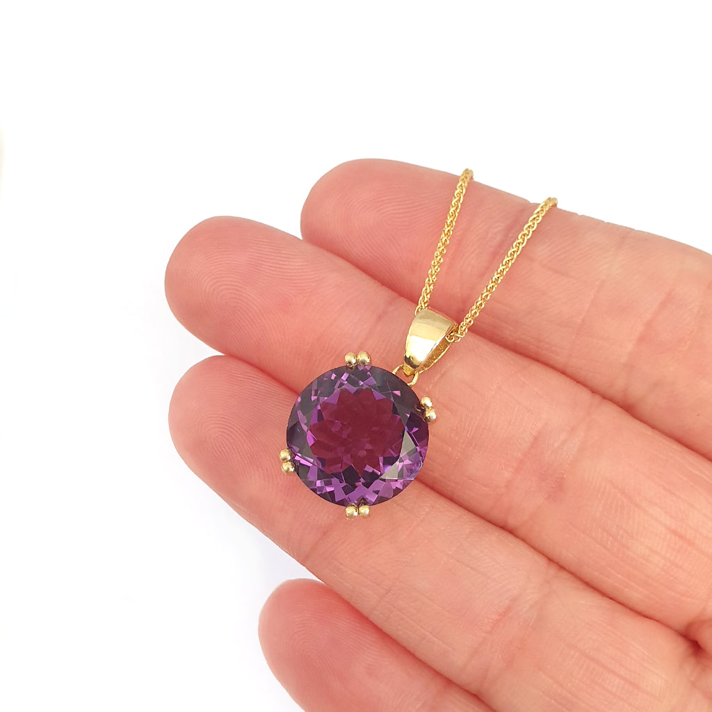 Classic Round Cut Double Claw Amethyst Yellow Gold Pendant