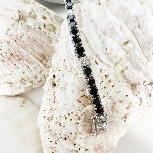 vElegant Black Diamond with Sparkling White Diamond Highlight Bracelet