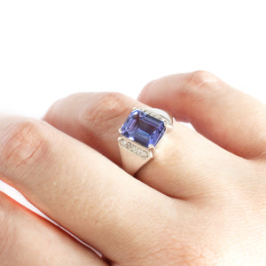 Eye-Catching Octagonal Cut Tanzanite With Glam Side Diamond Highlight White Gold Ring