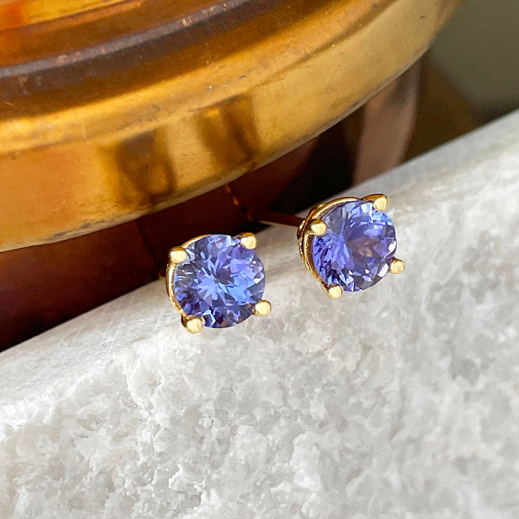 Yellow Gold Filigree Tanzanite Stud Earrings