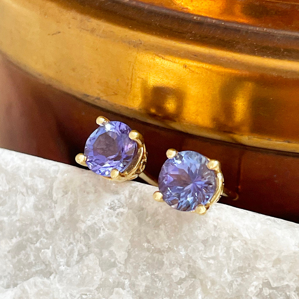 Yellow Gold Filigree Tanzanite Stud Earrings