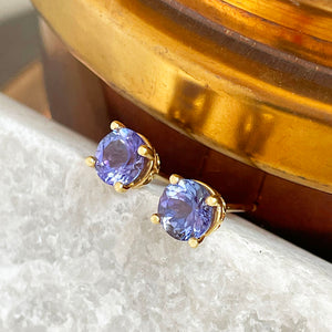 Yellow Gold Filigree Tanzanite Stud Earrings