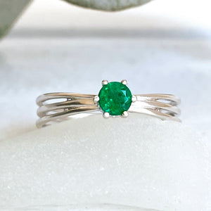Iconic Three Band Round Cut Emerald White Gold Ring