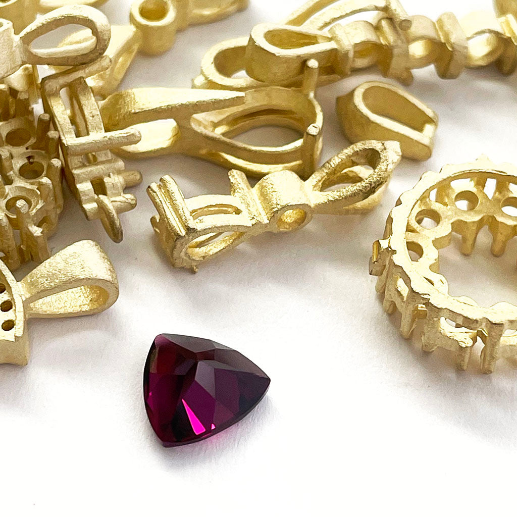 Loose Grape Garnet Gemstone