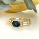 Blue Sapphire and Diamonds Yellow Gold Ring
