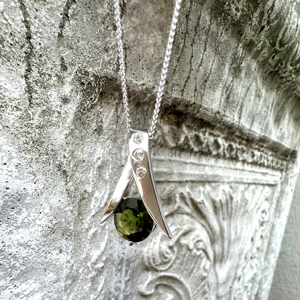 Handcrafted Tourmaline with Three Diamonds Ribbon Pendant