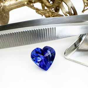 Tanzanite - blue/VIOLET Heart Cut - 3.49ct