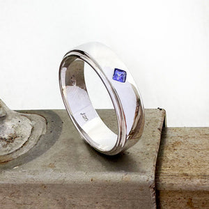 Unisex Solid White Gold Grooved Band With Square Cut Tanzanite Inlay Ring