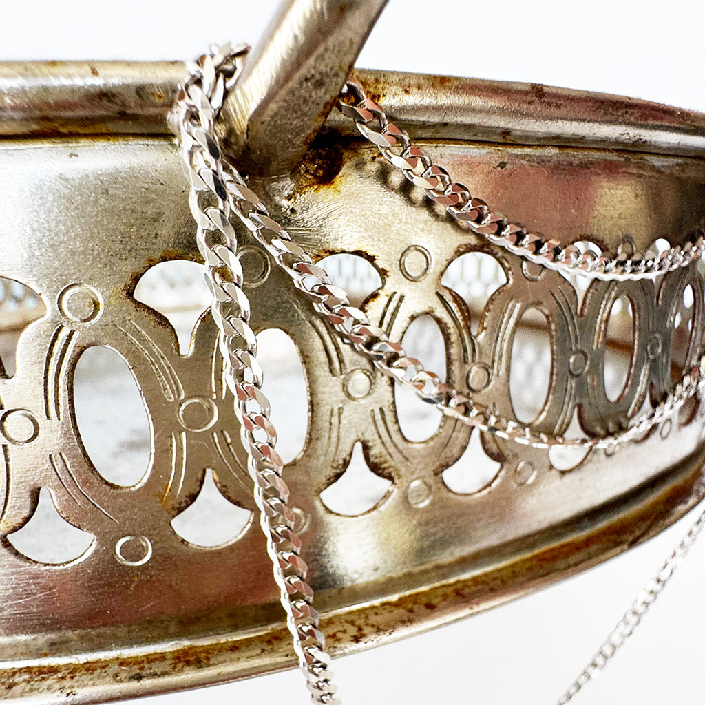 Opulent White Gold Curb Chain