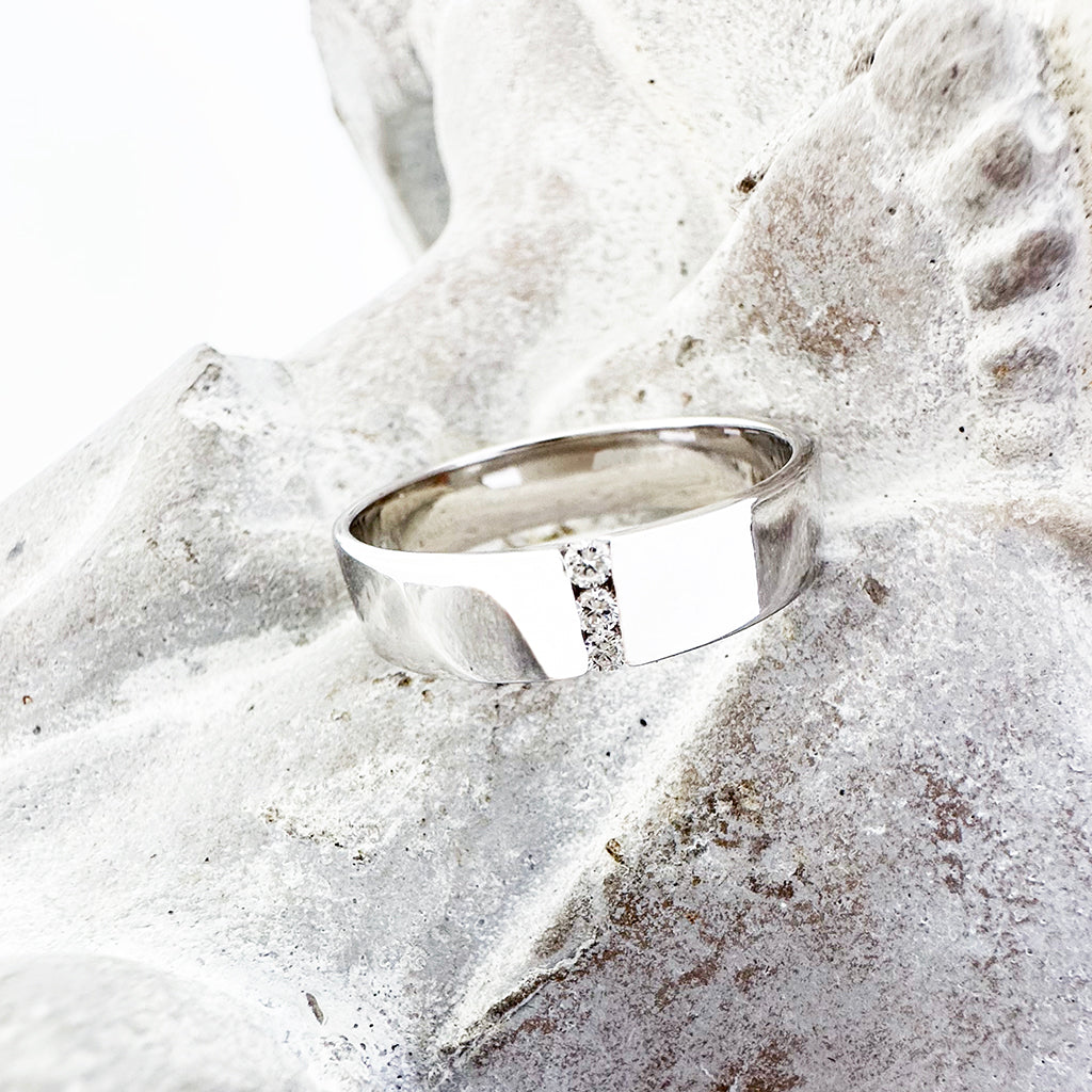 Expert Tips for Caring for 14k and 18k White Gold Rings | Gema&Co