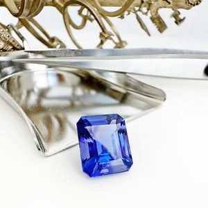 Tanzanite - blue/VIOLET Emerald Cut - 4.43ct