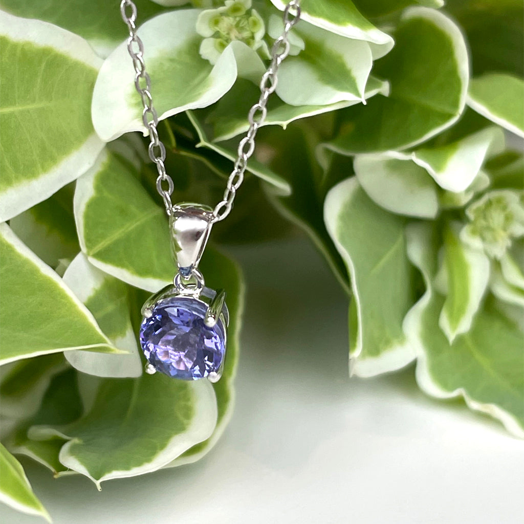 Silver Solitaire Round Cut Tanzanite Pendant