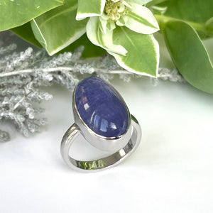 Silver Oval Cut Cabochon Tanzanite Silver Ring