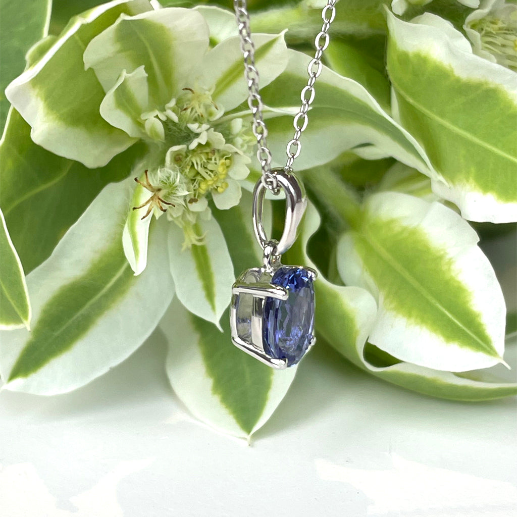 Silver Solitaire Oval Cut Tanzanite Pendant