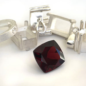 Garnet - Red Square Cushion Cut - 11.56ct