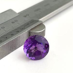 Amethyst - Purple Round Cut - 5.64ct