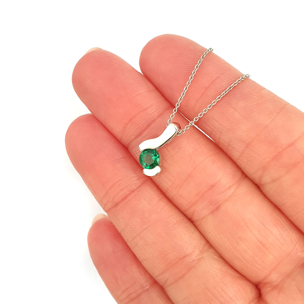 Contemporary Emerald White Gold Swish Pendant