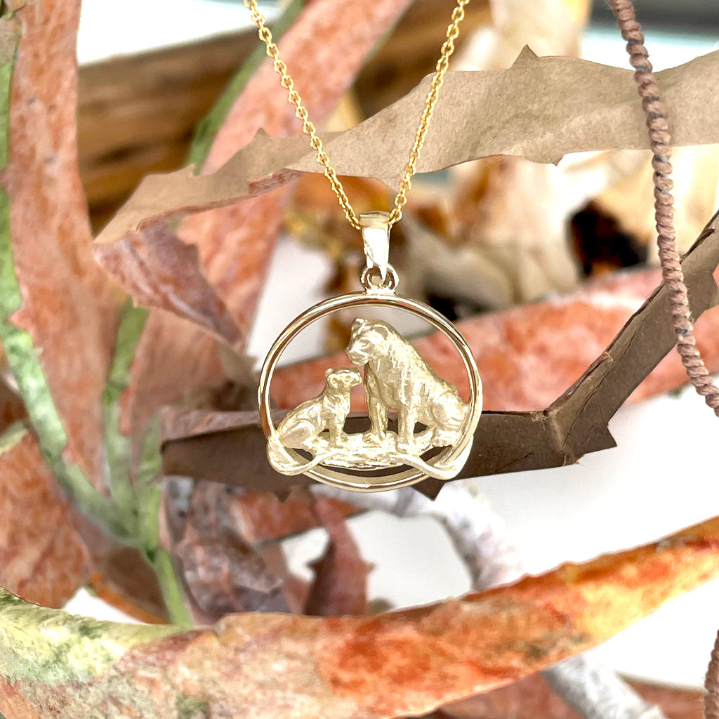 Loving Lioness and Cub Yellow Gold Pendant