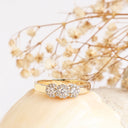 YWhite Diamond Yellow Gold Ring