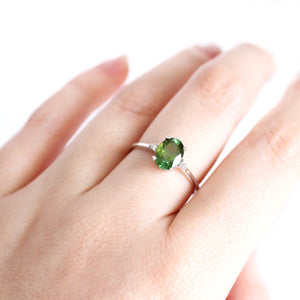 Princess Vibes Oval Cut Green Tourmaline With Diamond Shoulder Highlight Ring