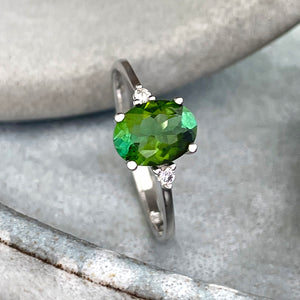 Princess Vibes Oval Cut Green Tourmaline With Diamond Shoulder Highlight Ring
