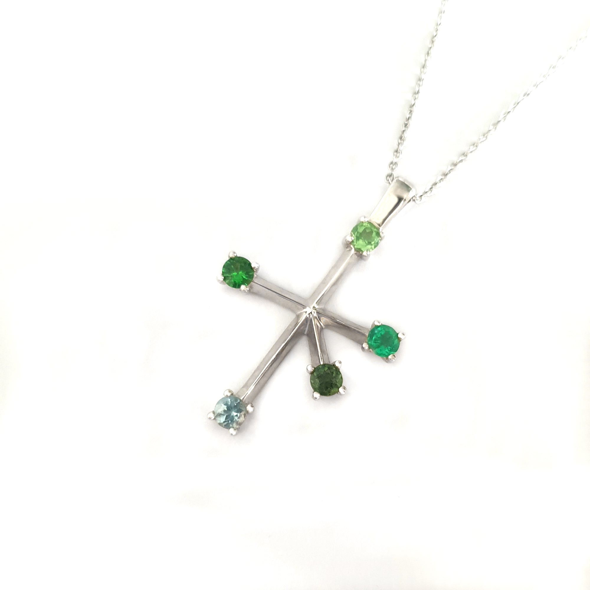 Rainbow Greens White Gold Southern Cross