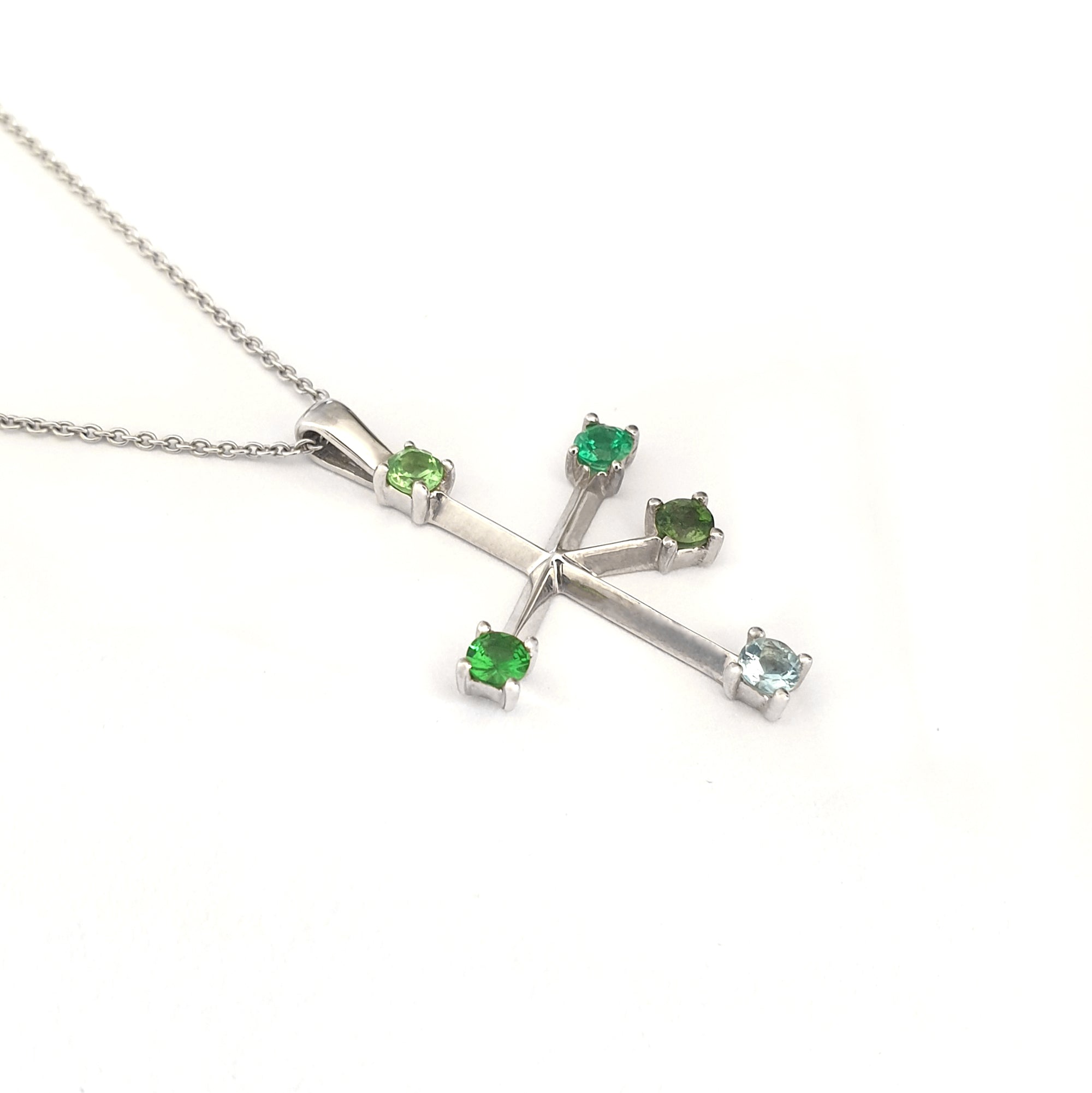 Rainbow Greens White Gold Southern Cross