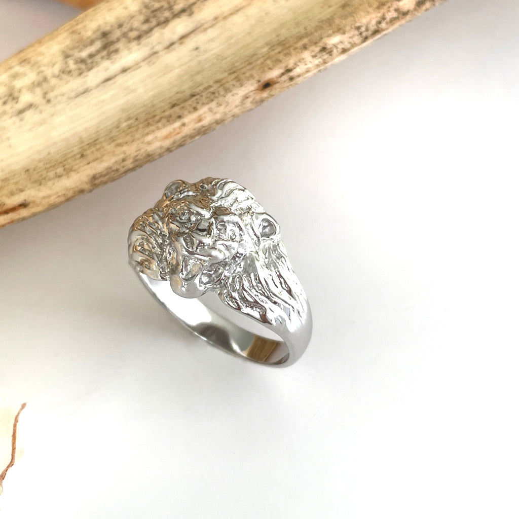 Roaring Lion with Diamond Accents in White Gold Ring