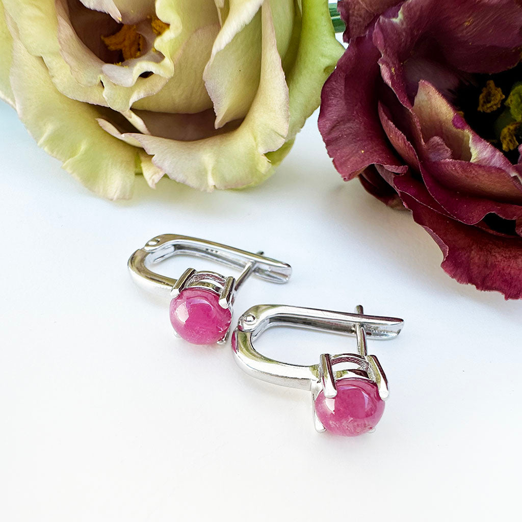 Cabochon ruby earrings deals