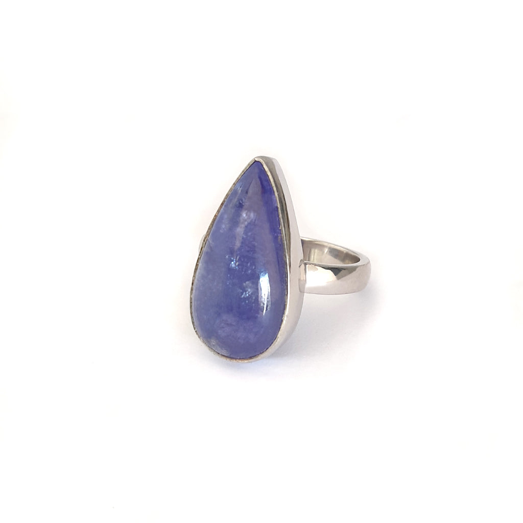 Silver Oval Cut Cabochon Tanzanite Silver Ring