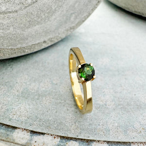 Solitaire Green Tourmaline Yellow Gold Ring