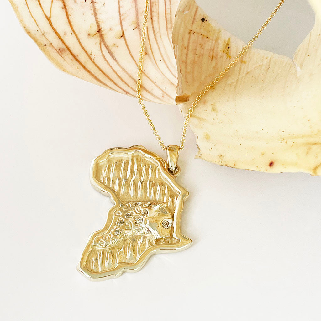 Stand Out Cheetah and White Diamond Solid Africa Map Yellow Gold Pendant