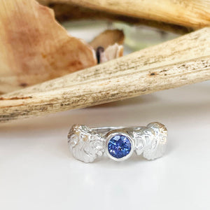 Striking Double Lion and Tanzanite White Gold Ring