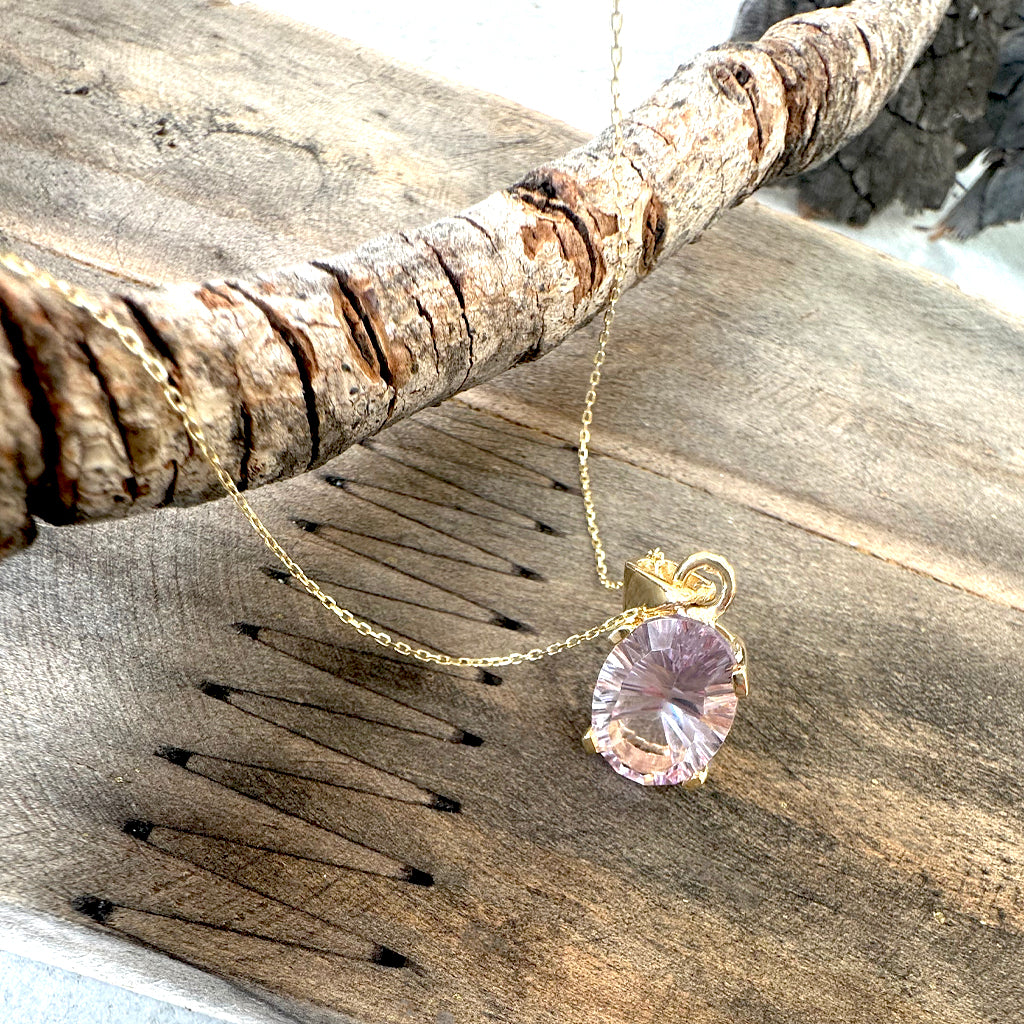 Striking Laser Cut Oval Pink Amethyst Yellow Gold Pendant