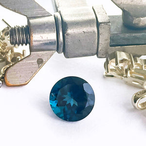loose london blue topaz gemstone
