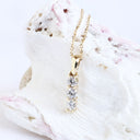 White Diamond yellow gold pendant