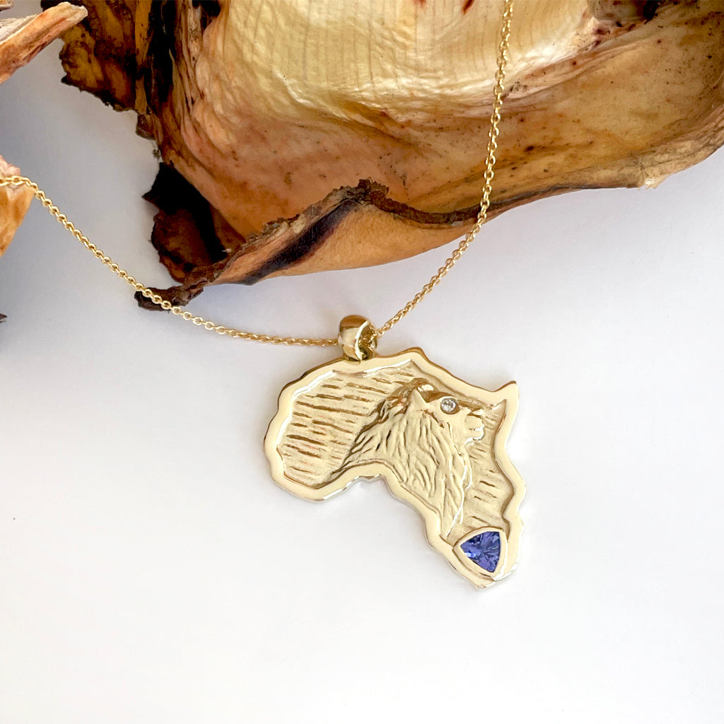 Africa Lion Tanzanite With Diamond Accent Yellow Gold Pendant