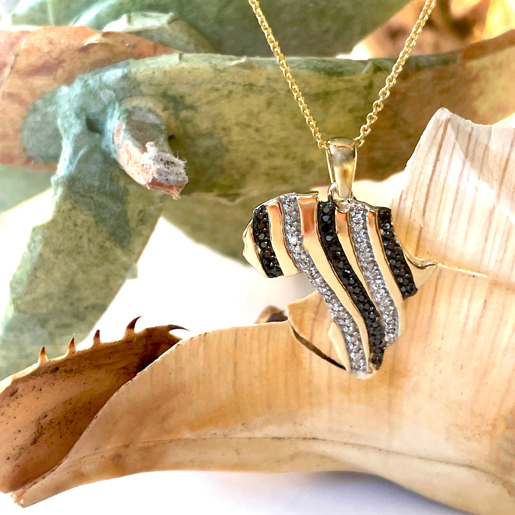 Black and White Diamond Zebra Striped Africa Map Yellow Gold Pendant
